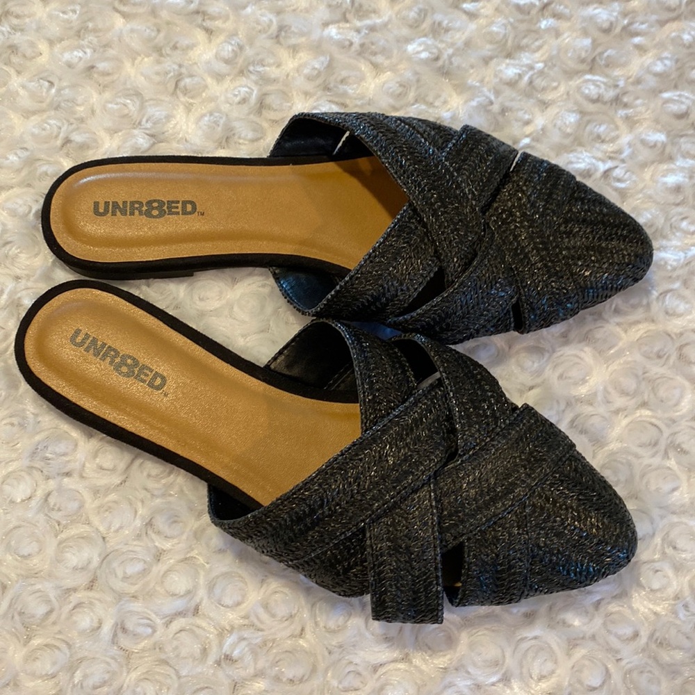 Unr8ed Alexa mules - classy for summer!! 7.5